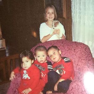 Meet your Posher, Ashley